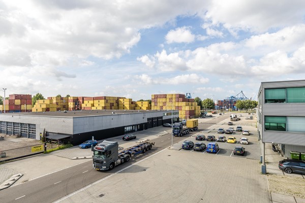 Medium property photo - Smirnoffweg 34, 3088 HE Rotterdam